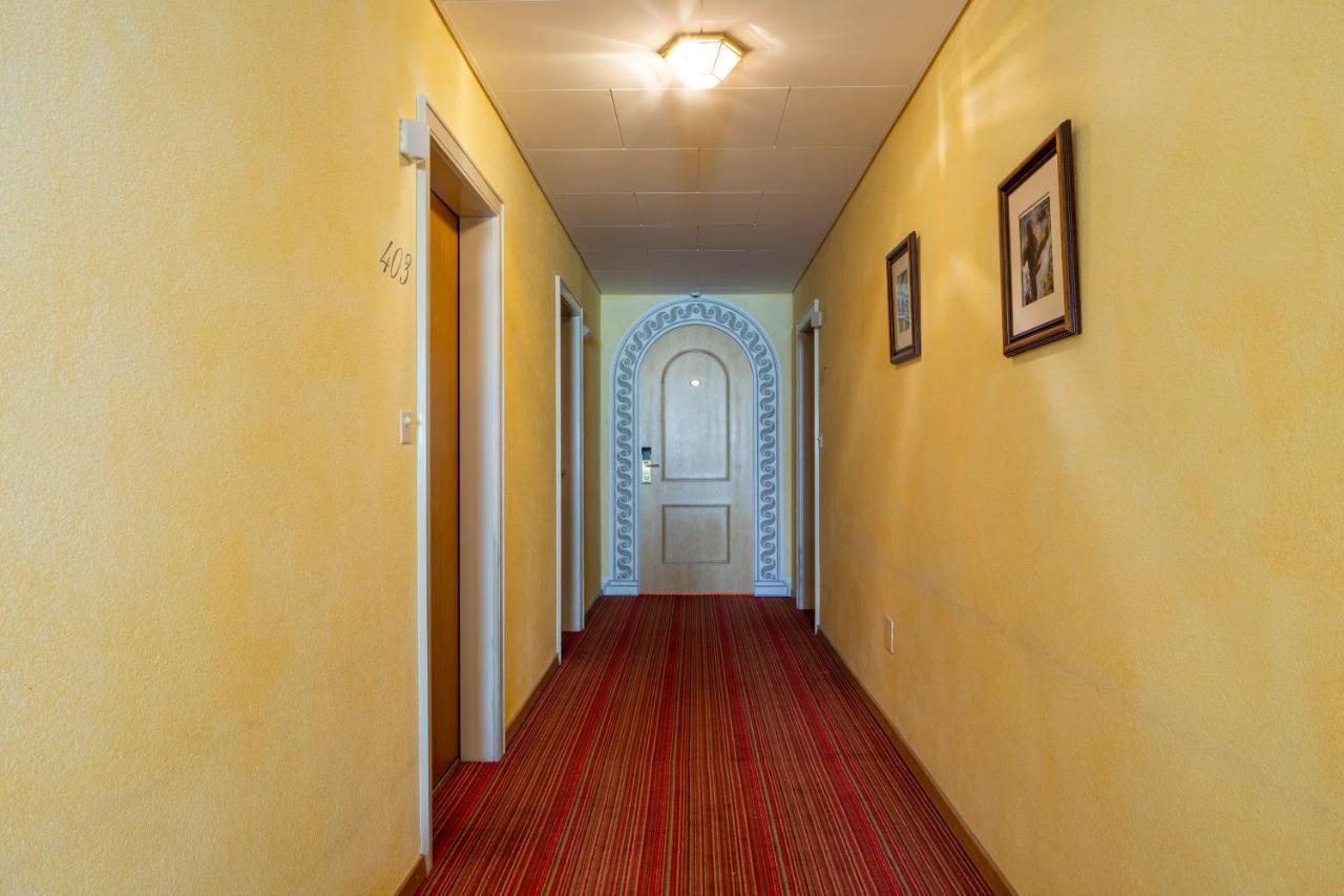 Cristallo Arosa Hotel Bagian luar foto